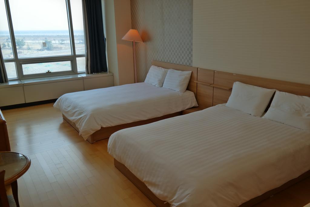 Crown House Hotel Incshon Kültér fotó