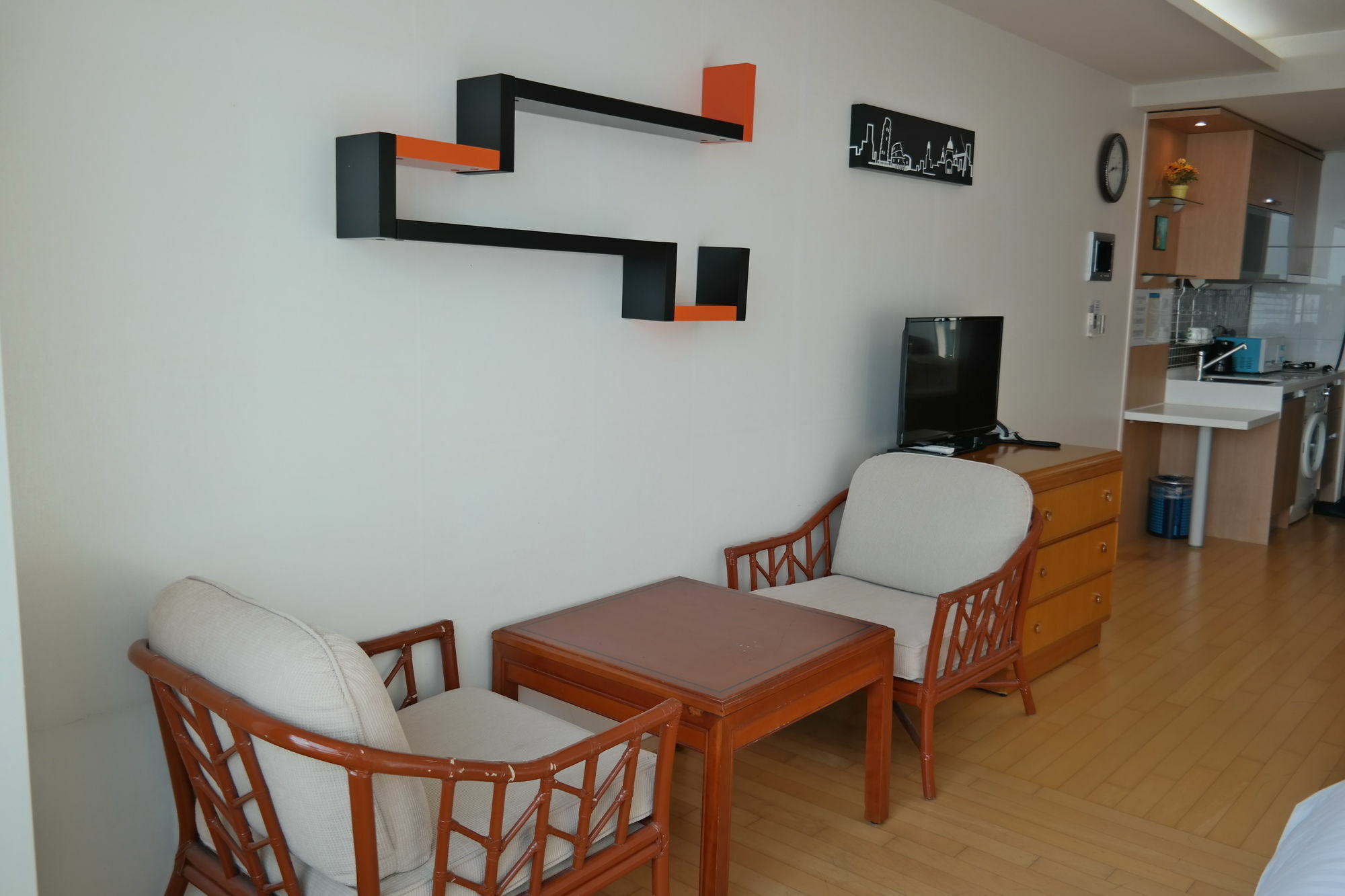 Crown House Hotel Incshon Kültér fotó