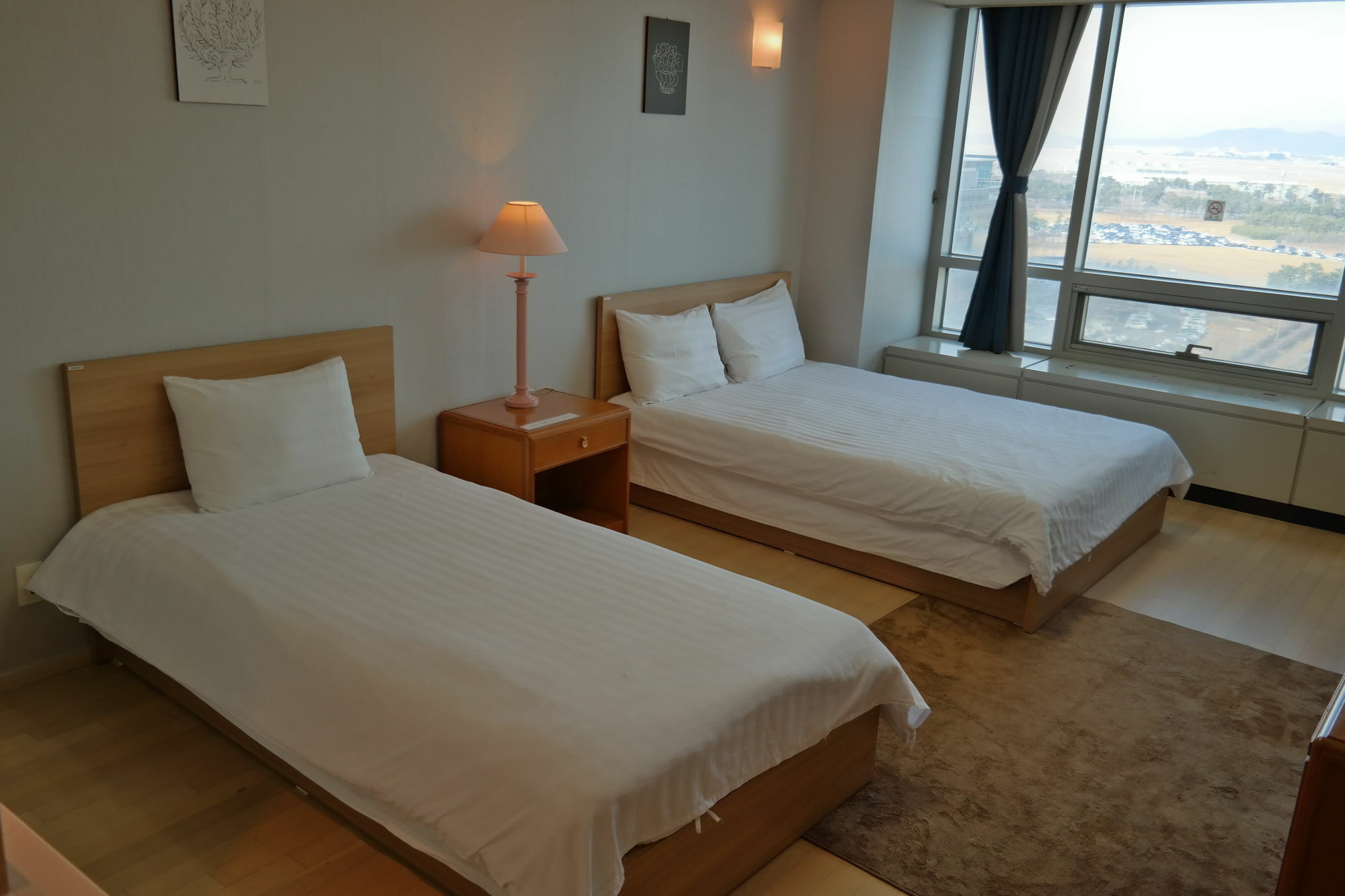 Crown House Hotel Incshon Kültér fotó